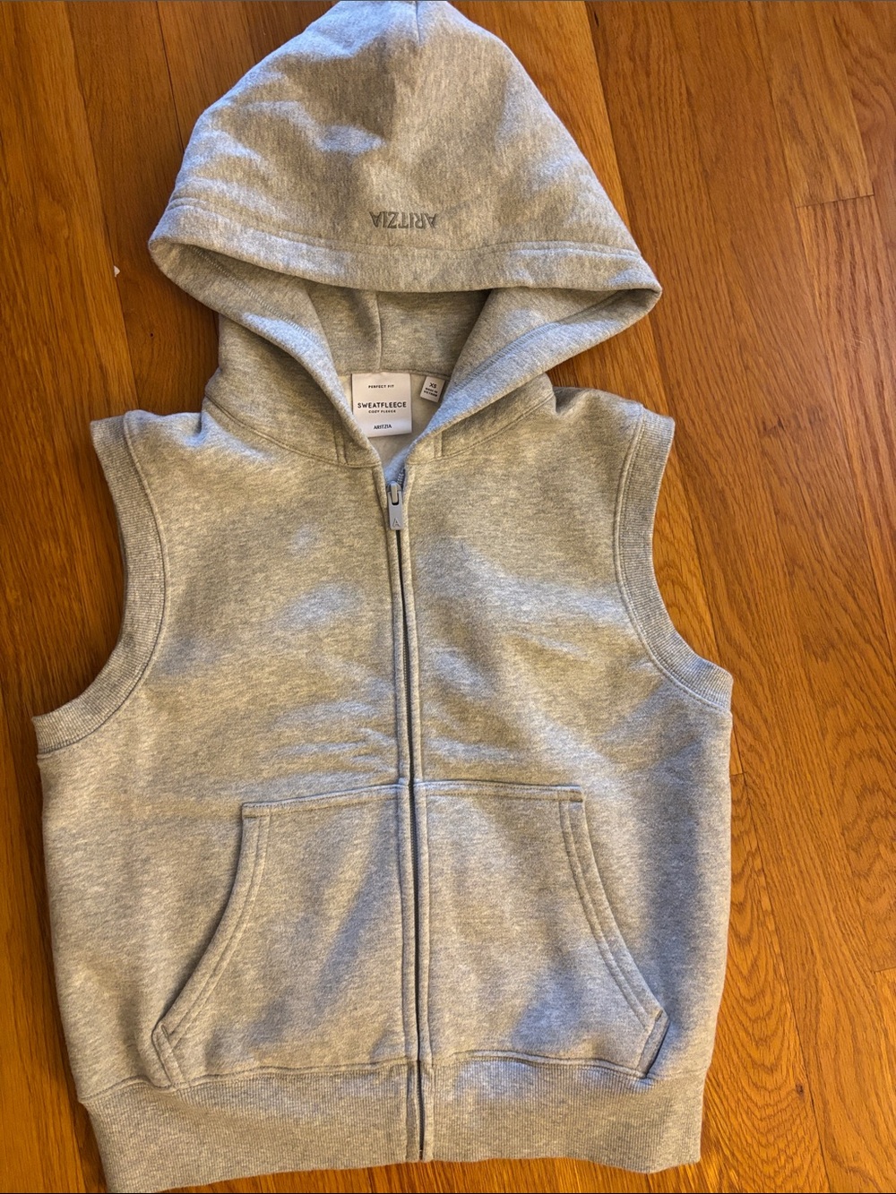 Aritzia Kids Light Gray Sleeveless Zip Hoodie Vest